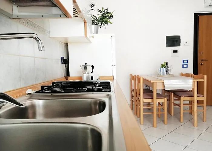 Holihome L'aurora Апартаменты Альба-Адриатика